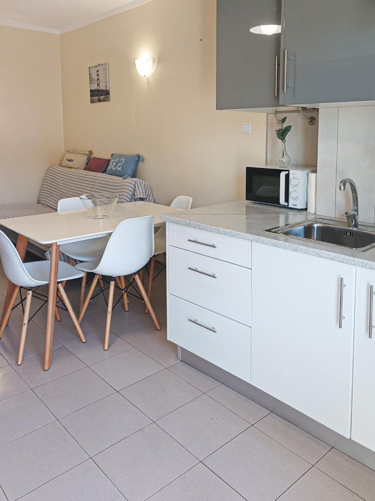 Apart Praia Da Rocha - Ac - Wifi - By Bedzy Portimao Exterior photo