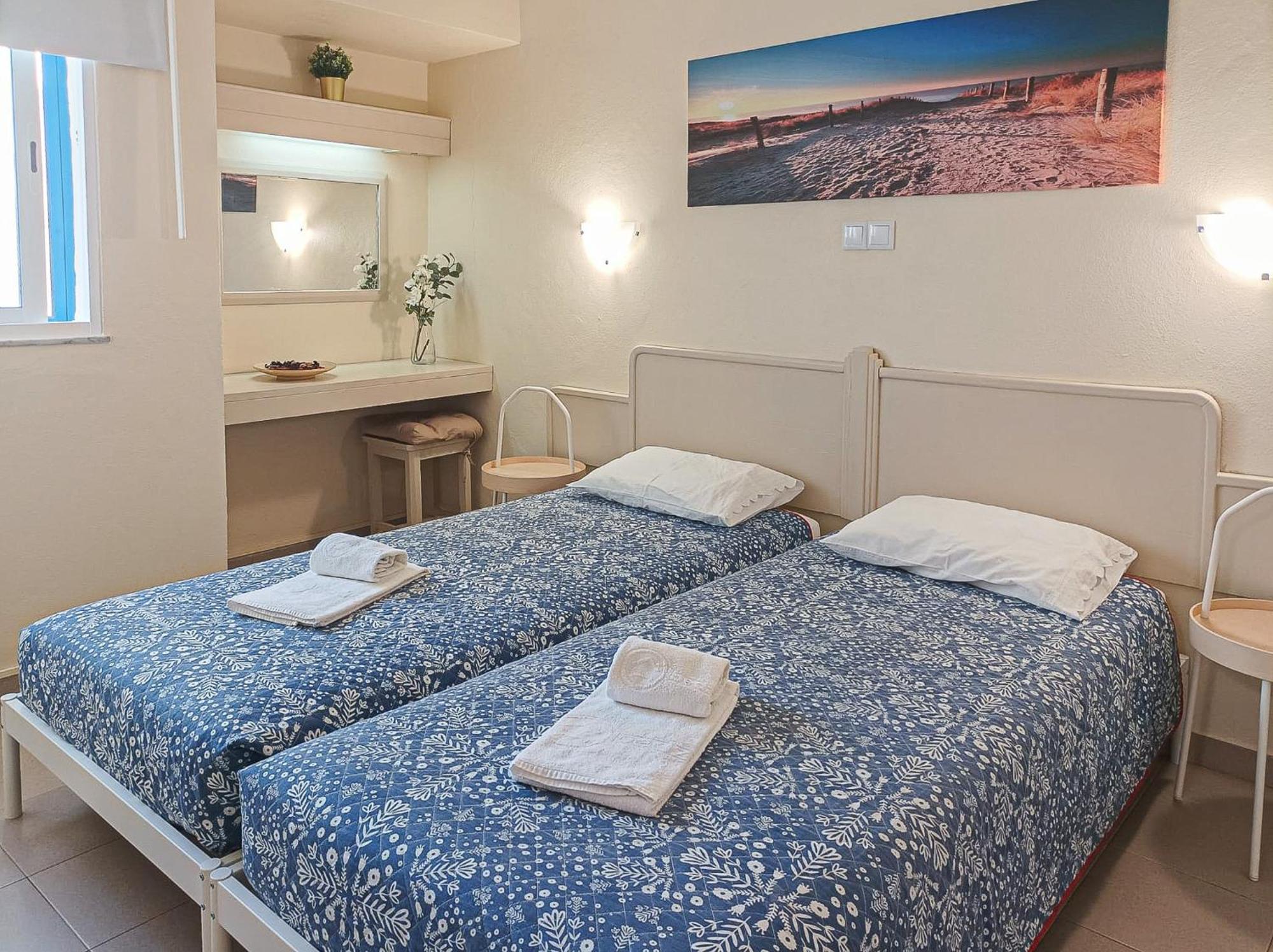 Apart Praia Da Rocha - Ac - Wifi - By Bedzy Portimao Exterior photo